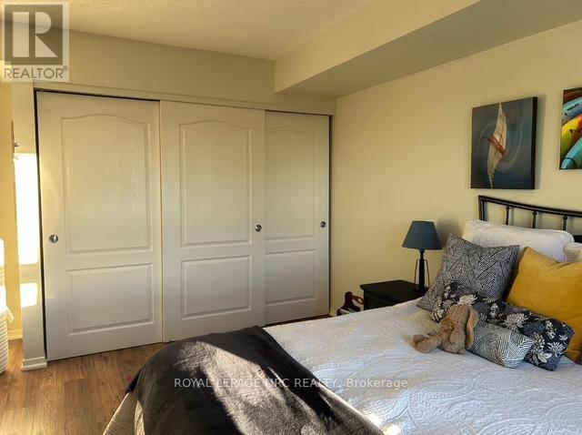 1417 - 330 Prince Charles Drive S, Welland, Ontario  L3C 7B3 - Photo 14 - X12486899