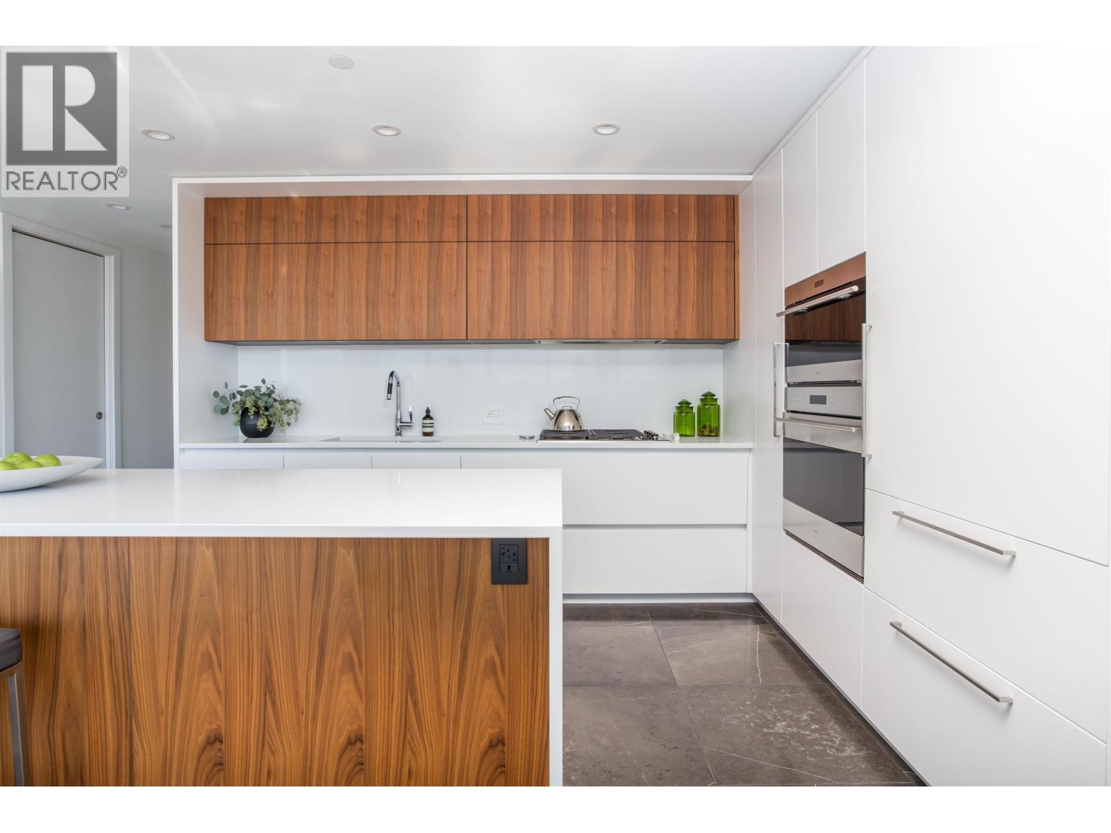 2004 885 Cambie Street, Vancouver, British Columbia  V6B 0R6 - Photo 8 - R3062839