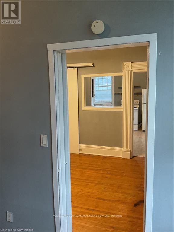 2 - 303 East 19 Street, Hamilton, Ontario  L9A 5S6 - Photo 12 - X12486875