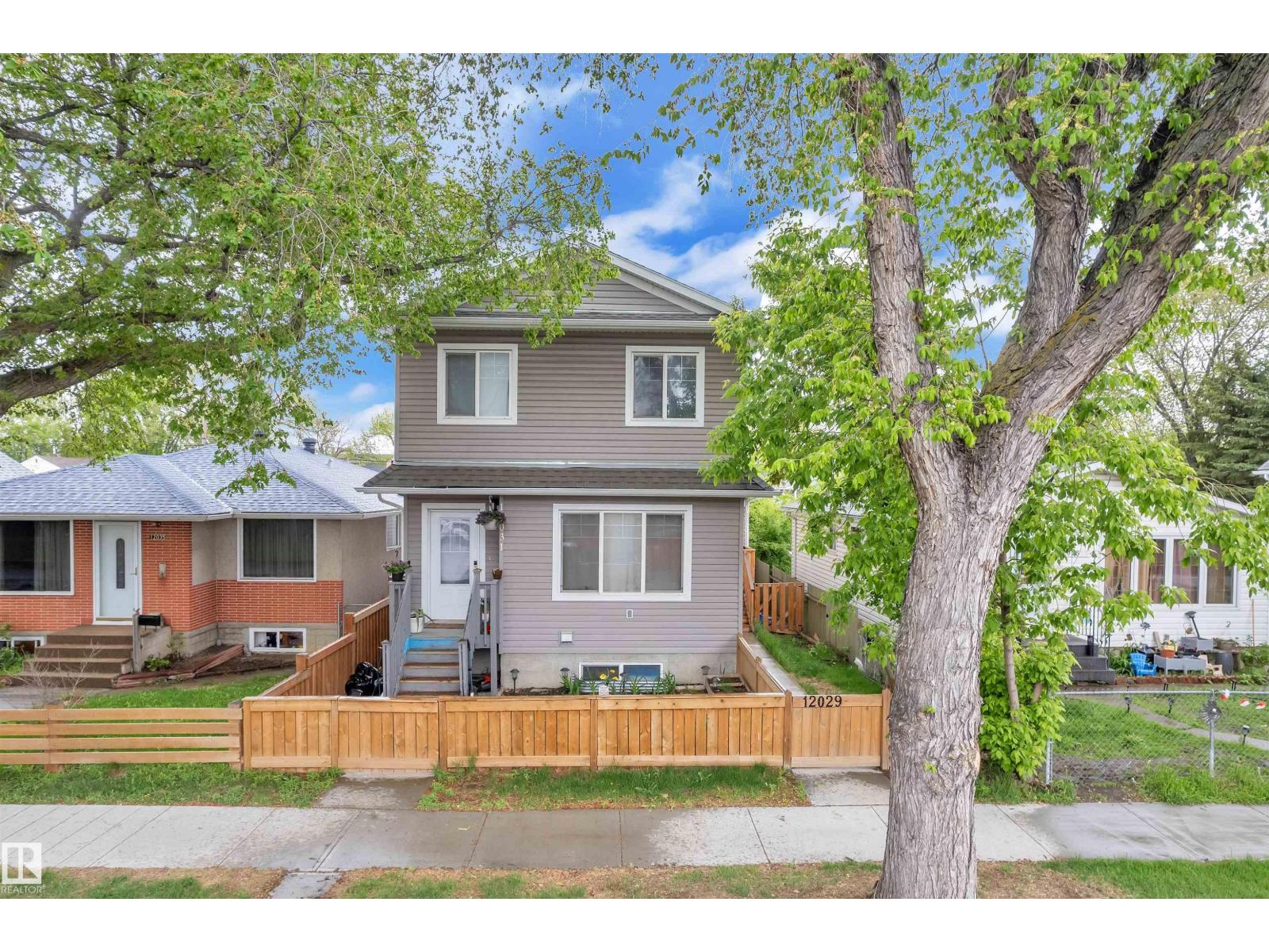 12029 77 ST NW, Edmonton, Alberta
