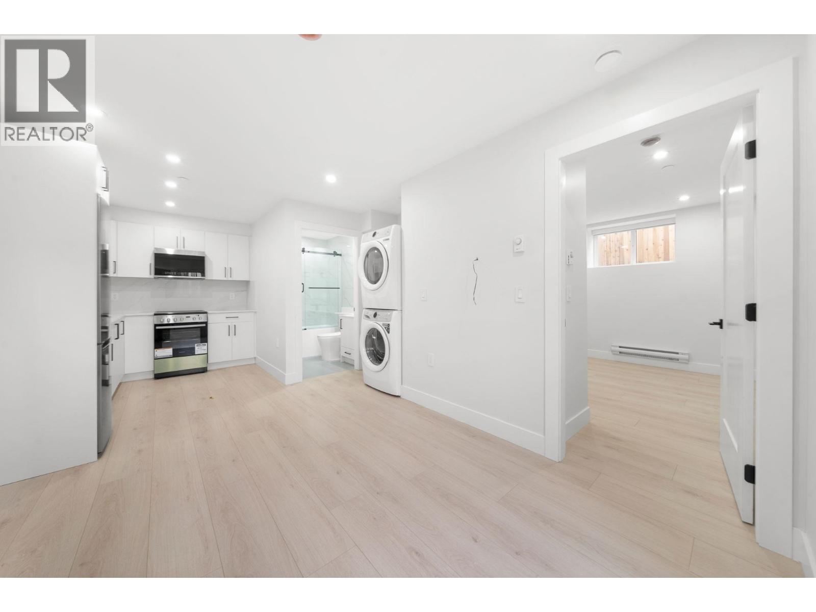 1 3274 E 44th Avenue, Vancouver, British Columbia  V5R 3B1 - Photo 18 - R3062606