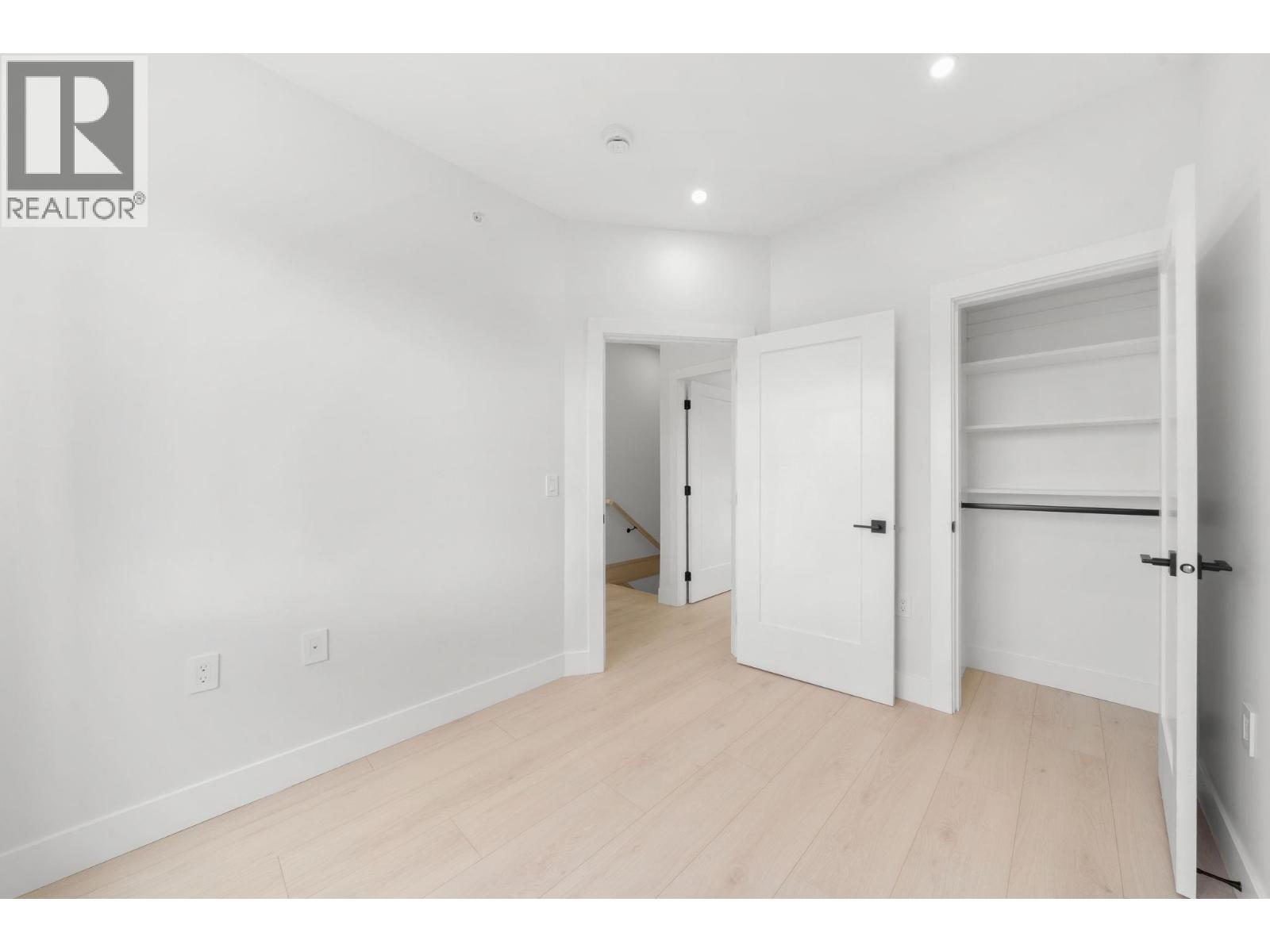 1 3274 E 44th Avenue, Vancouver, British Columbia  V5R 3B1 - Photo 34 - R3062606