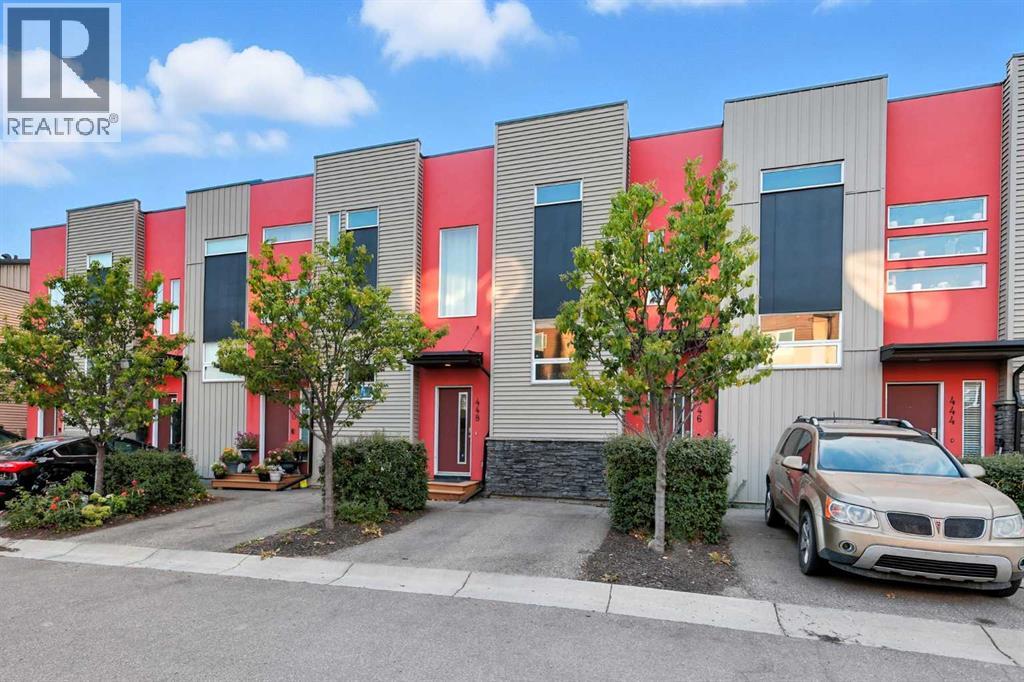 448 Covecreek Circle Ne, Calgary, Alberta  T3K 0W6 - Photo 1 - A2261536