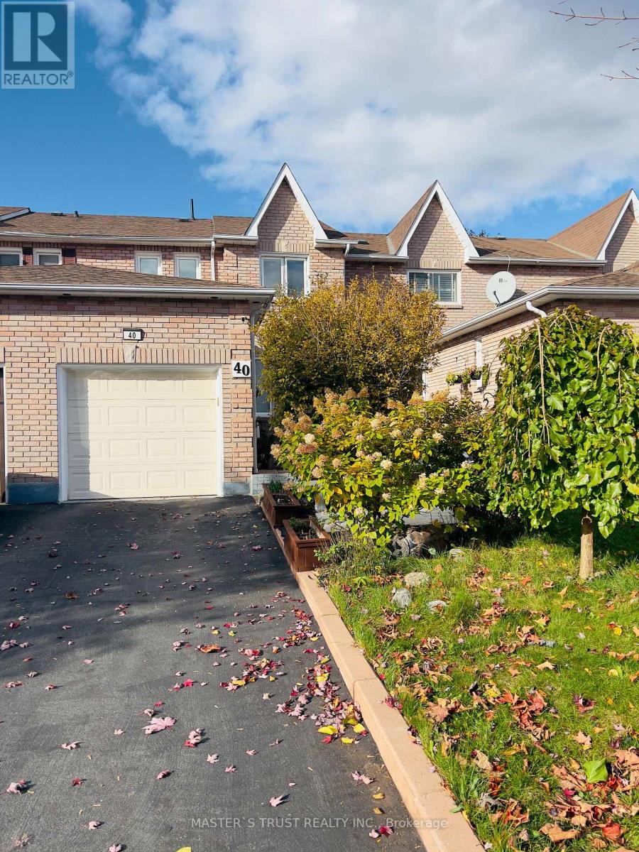 40 WEEKES DRIVE, Ajax, Ontario