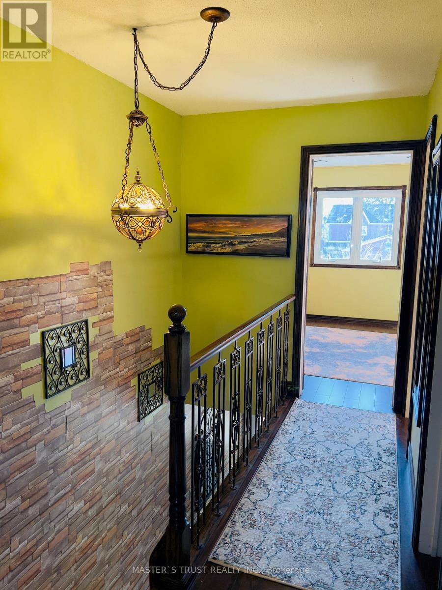 40 Weekes Drive, Ajax, Ontario  L1T 3T2 - Photo 6 - E12486902