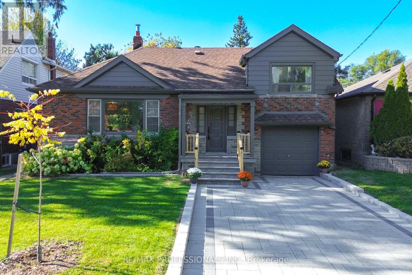 146 PINEGROVE AVENUE, Toronto, Ontario