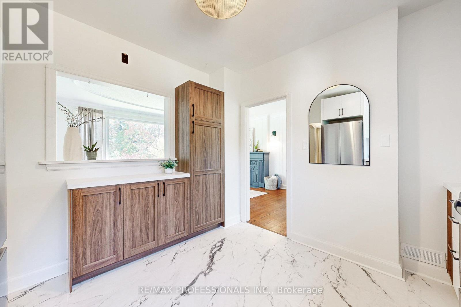 146 Pinegrove Avenue, Toronto, Ontario  M1N 2G9 - Photo 10 - E12486907