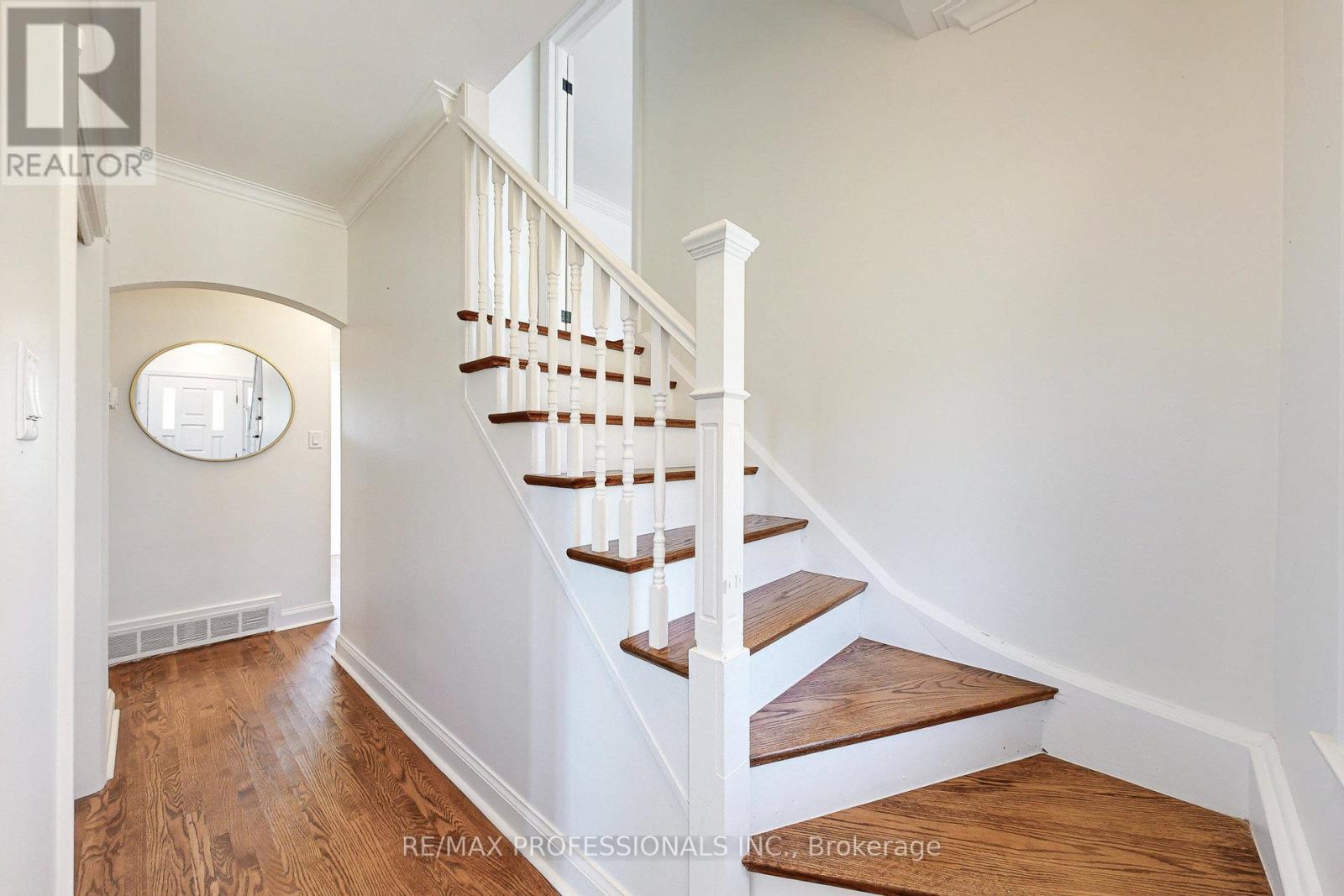 146 Pinegrove Avenue, Toronto, Ontario  M1N 2G9 - Photo 15 - E12486907