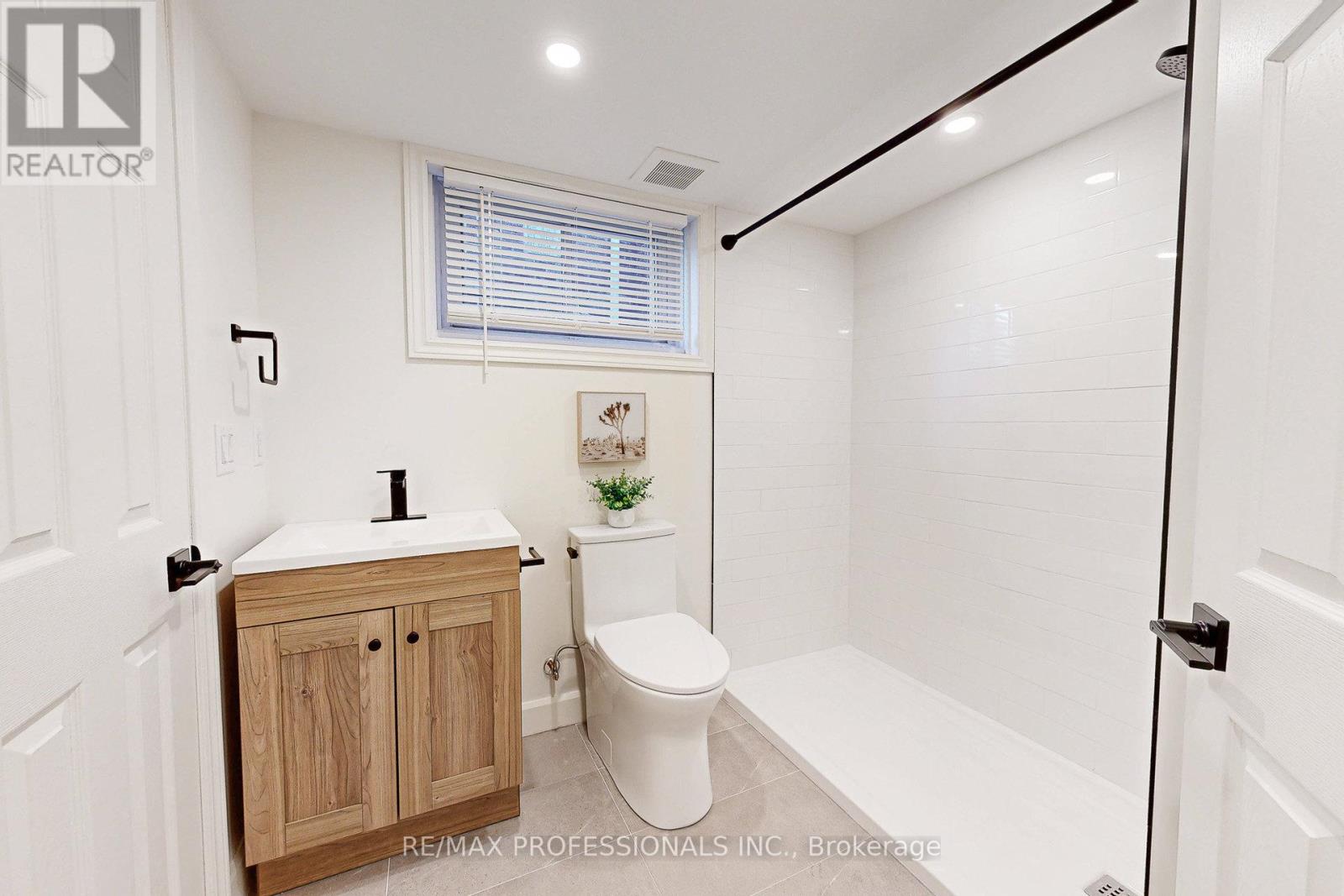 146 Pinegrove Avenue, Toronto, Ontario  M1N 2G9 - Photo 25 - E12486907