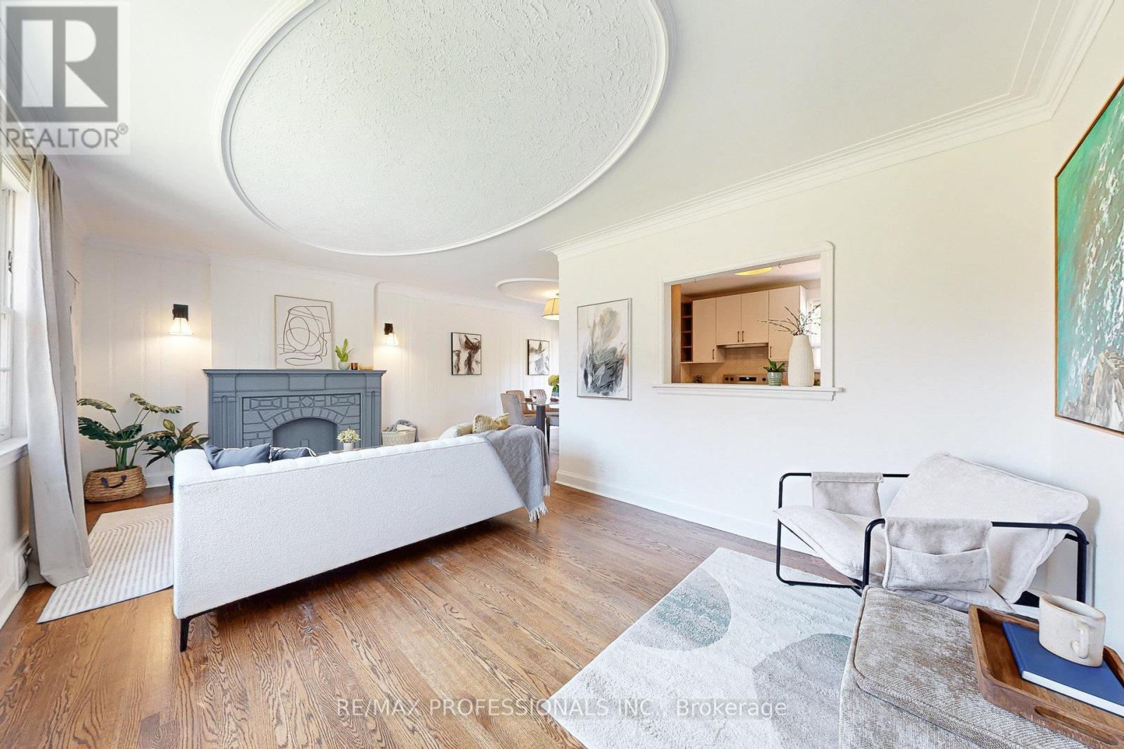 146 Pinegrove Avenue, Toronto, Ontario  M1N 2G9 - Photo 3 - E12486907