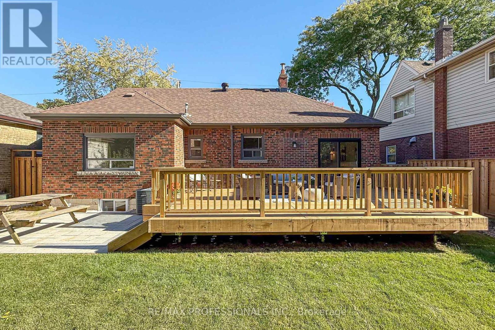 146 Pinegrove Avenue, Toronto, Ontario  M1N 2G9 - Photo 31 - E12486907