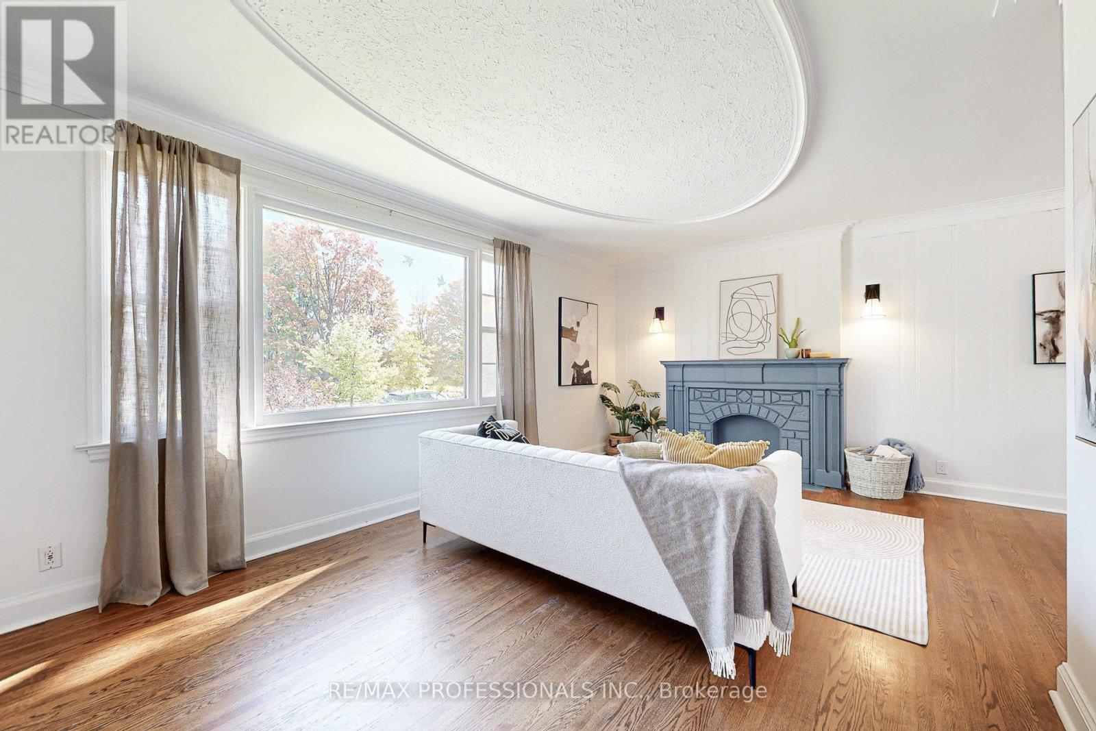 146 Pinegrove Avenue, Toronto, Ontario  M1N 2G9 - Photo 4 - E12486907