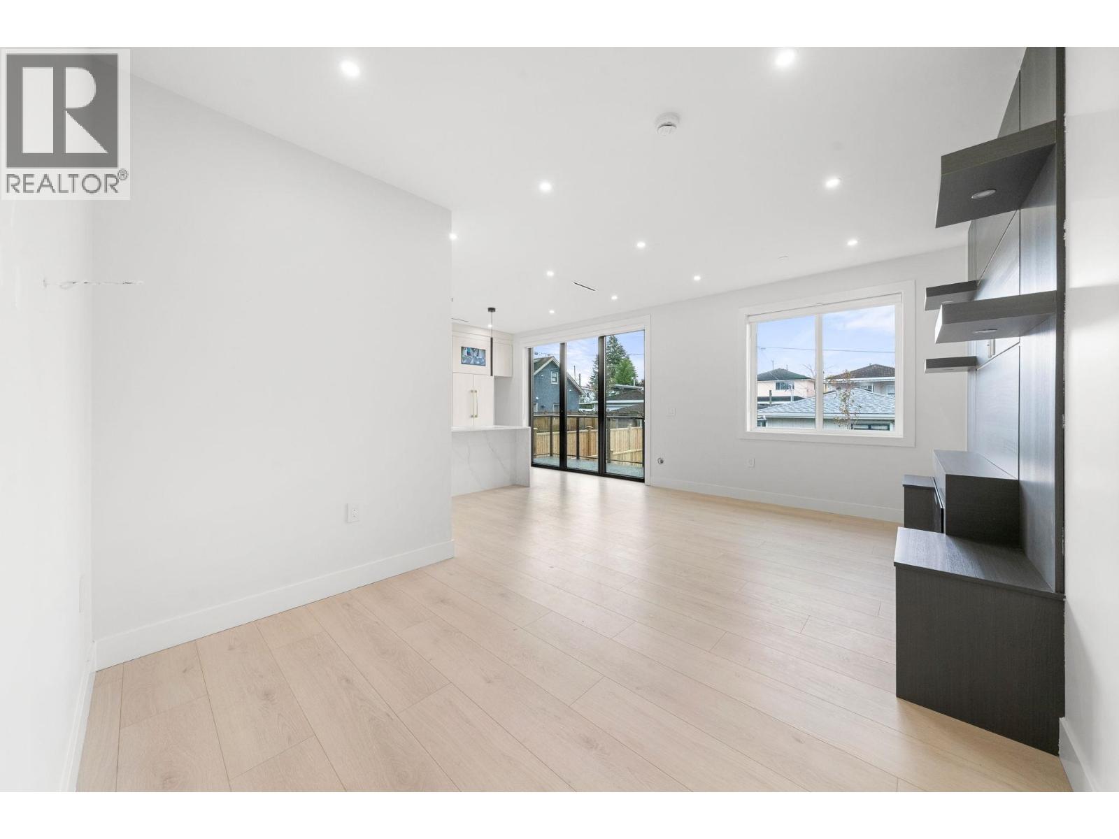 2 3274 E 44th Avenue, Vancouver, British Columbia  V5R 3B1 - Photo 21 - R3062629