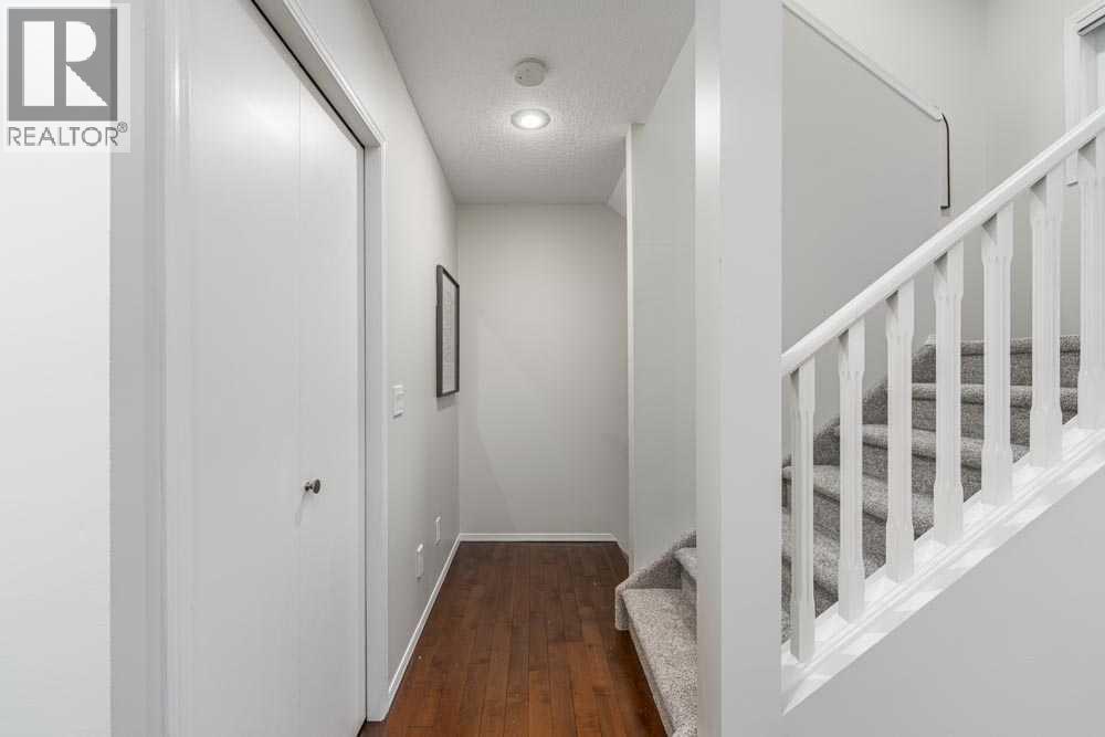 1, 2216 29 Street Sw, Calgary, Alberta  T3E 2K2 - Photo 4 - A2266287