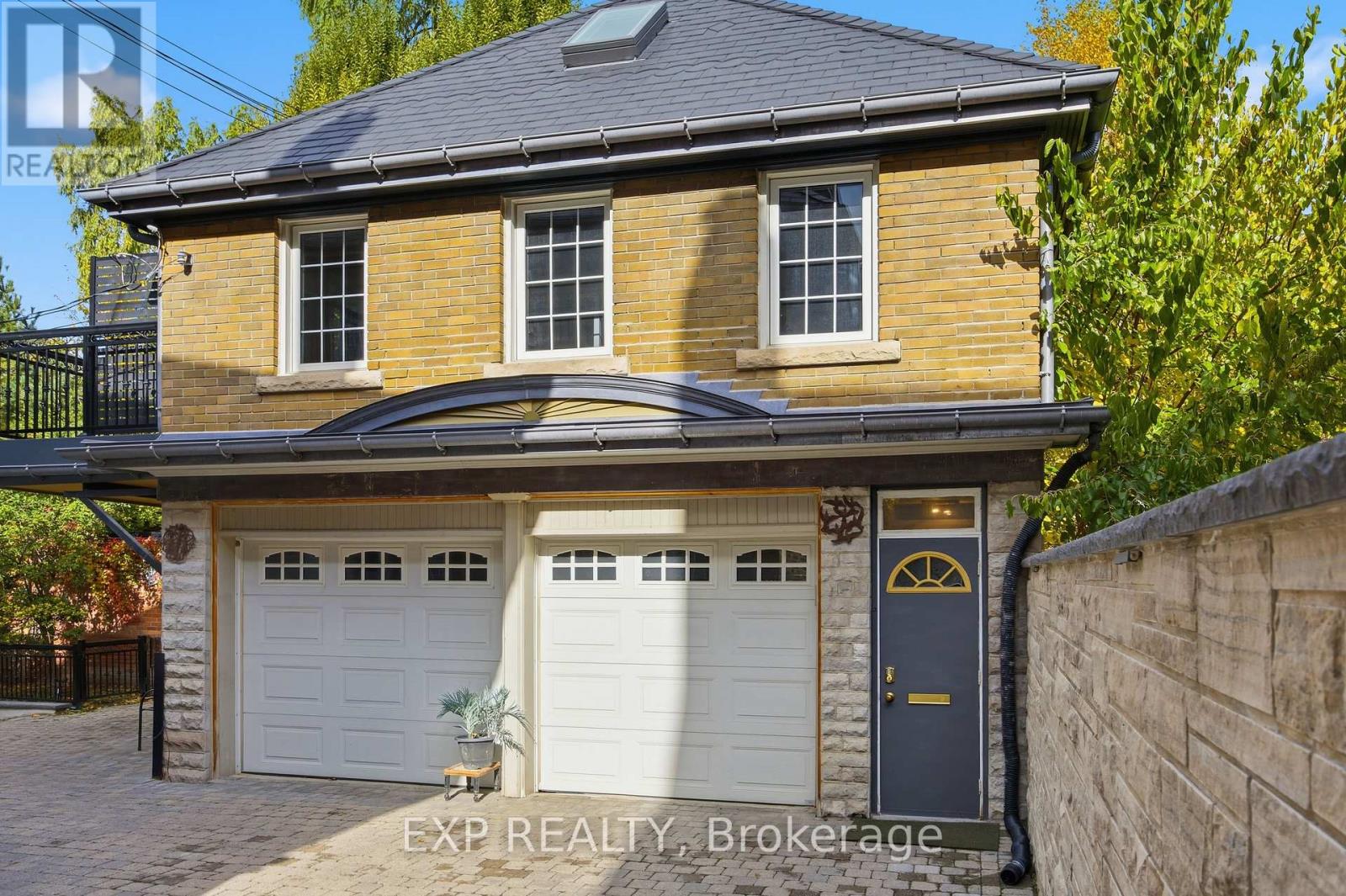 34 High Park Boulevard, Toronto, Ontario  M6R 1M7 - Photo 11 - W12486901