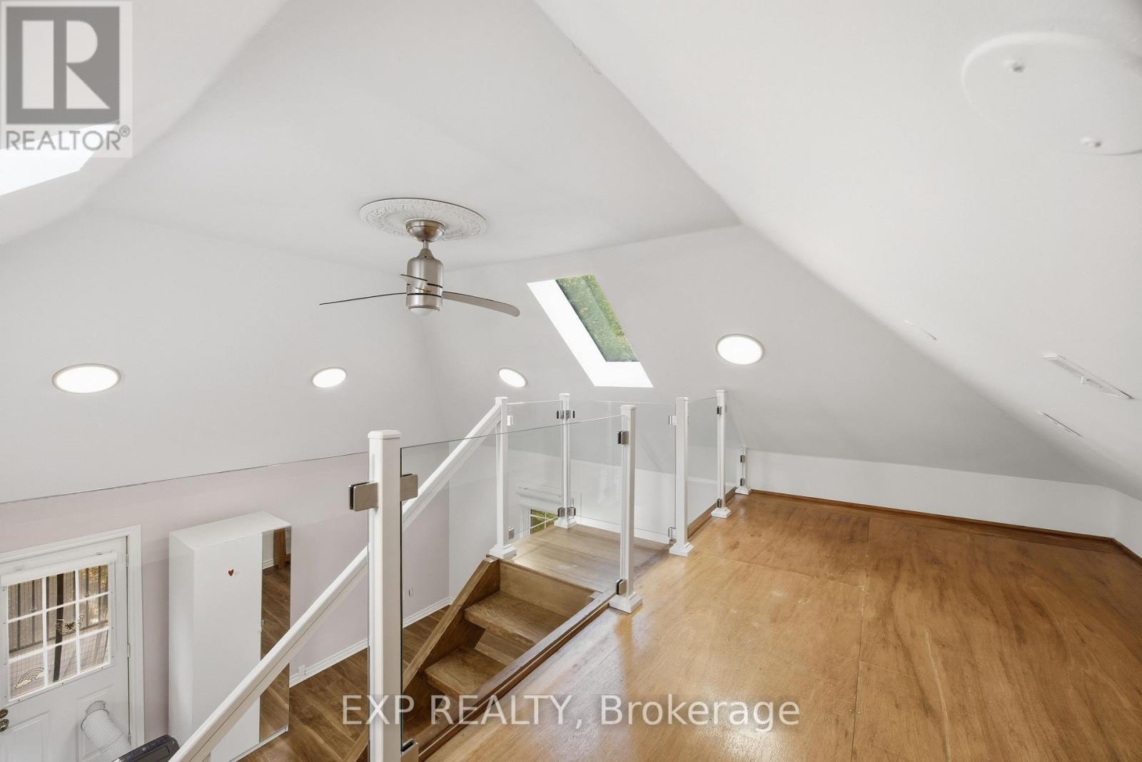 34 High Park Boulevard, Toronto, Ontario  M6R 1M7 - Photo 3 - W12486901