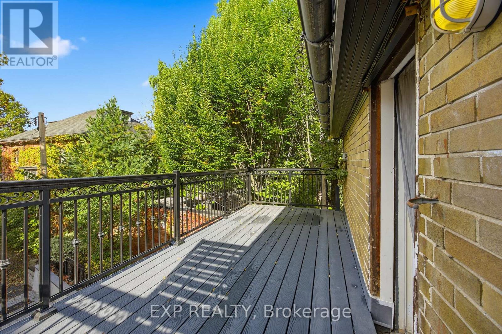 34 High Park Boulevard, Toronto, Ontario  M6R 1M7 - Photo 6 - W12486901