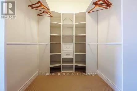 70 - 290 Royalton Common, Oakville, Ontario  L6H 0N4 - Photo 30 - W12486909