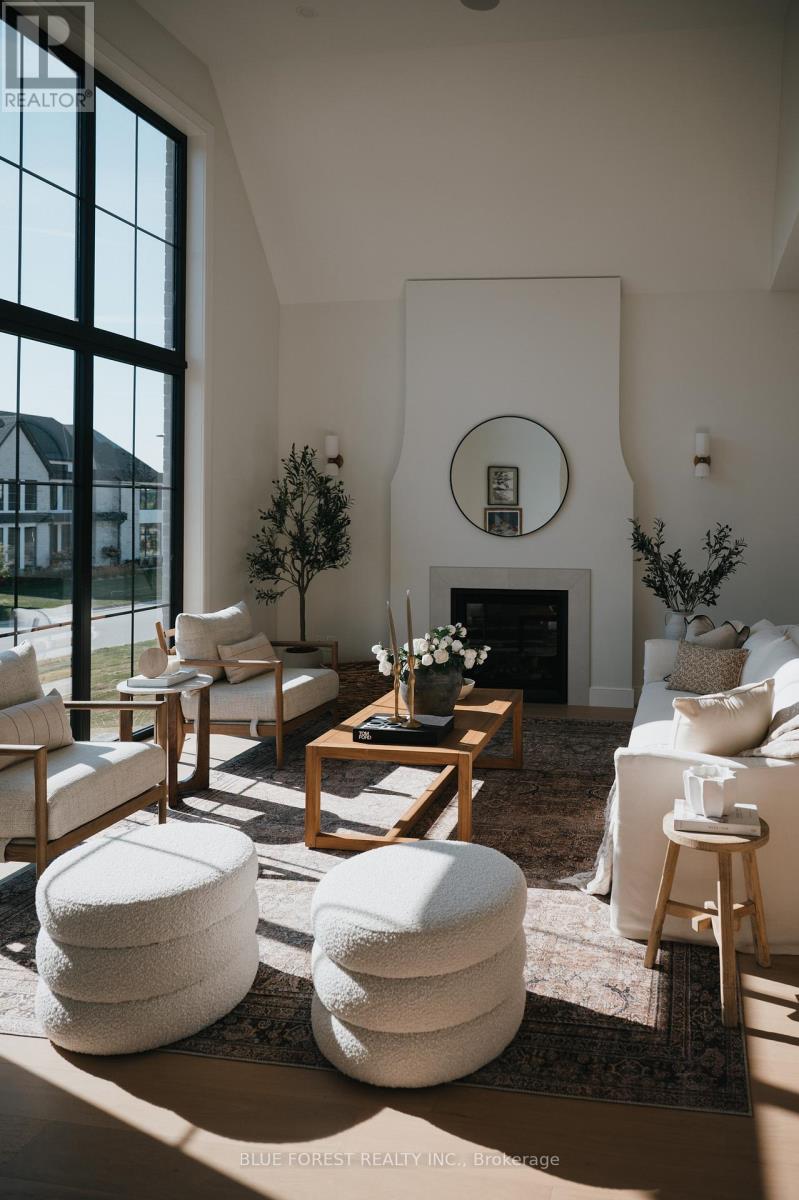 4 Edgeview Crescent, Middlesex Centre, Ontario  N0L 1R0 - Photo 17 - X12486919