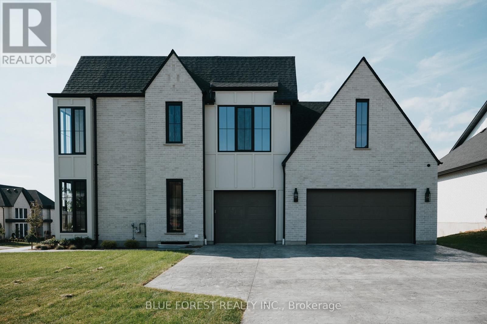 4 Edgeview Crescent, Middlesex Centre, Ontario  N0L 1R0 - Photo 5 - X12486919