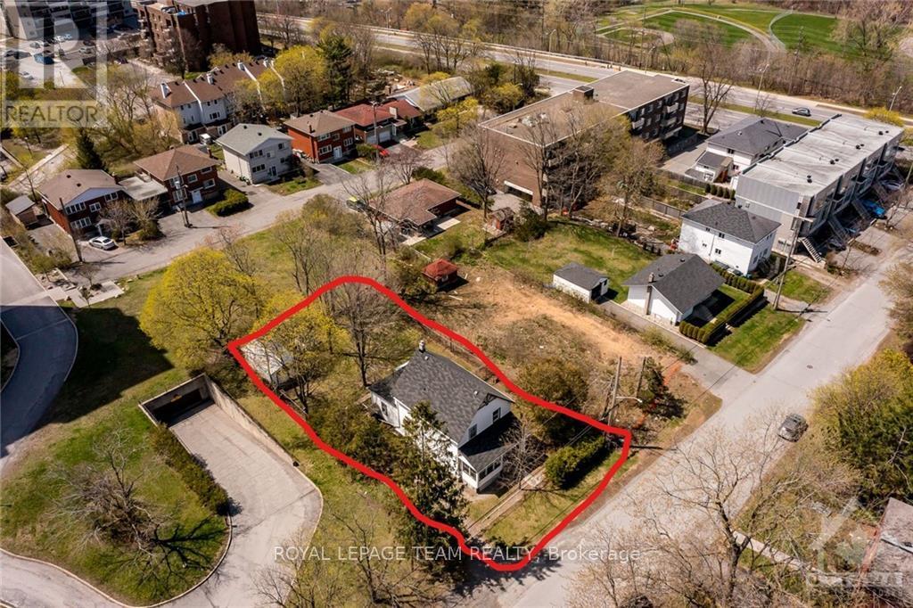 830 High Street, Ottawa, Ontario  K2B 6C4 - Photo 2 - X12486915