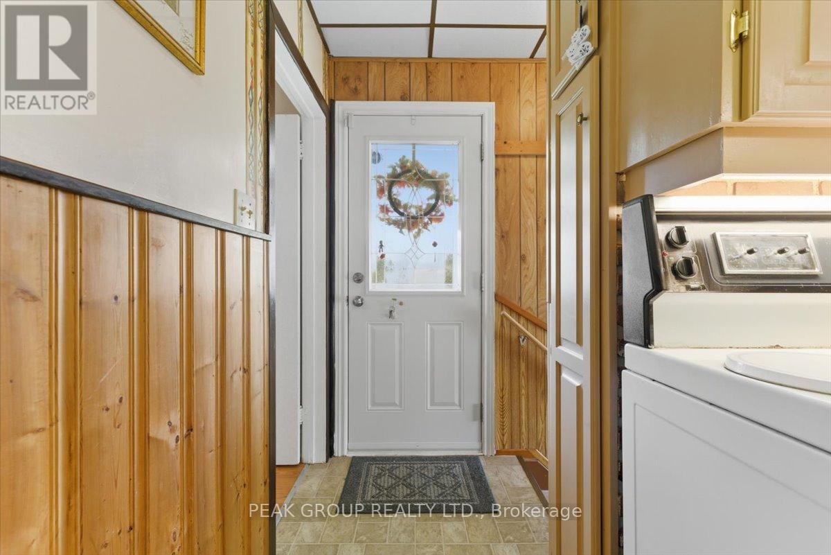 6105 Dixon Street, Niagara Falls, Ontario  L2G 2L4 - Photo 10 - X12486927