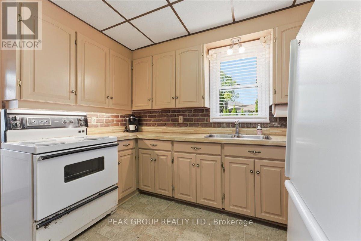 6105 Dixon Street, Niagara Falls, Ontario  L2G 2L4 - Photo 16 - X12486927