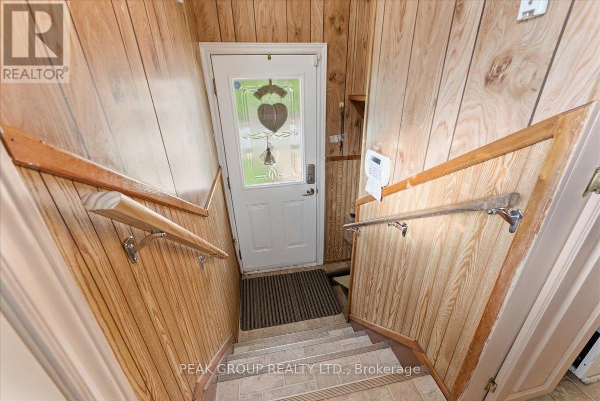 6105 Dixon Street, Niagara Falls, Ontario  L2G 2L4 - Photo 21 - X12486927