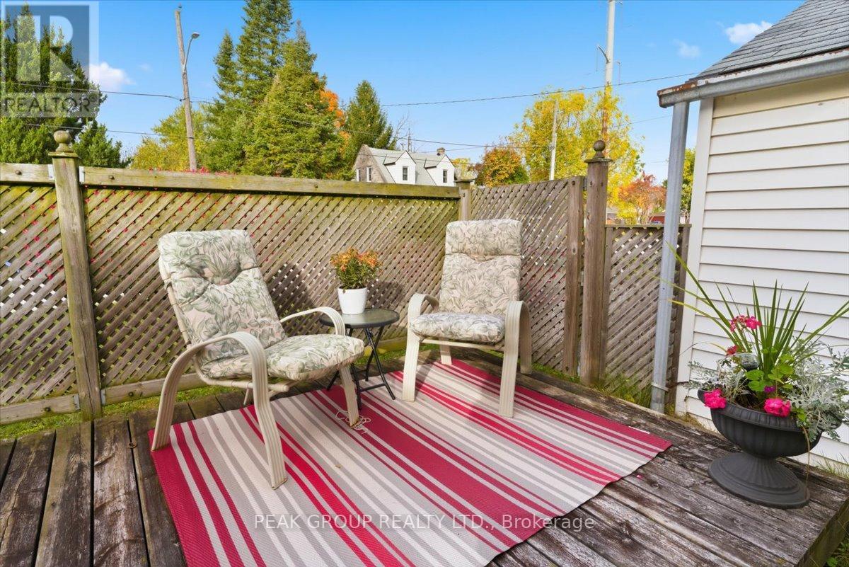 6105 Dixon Street, Niagara Falls, Ontario  L2G 2L4 - Photo 29 - X12486927