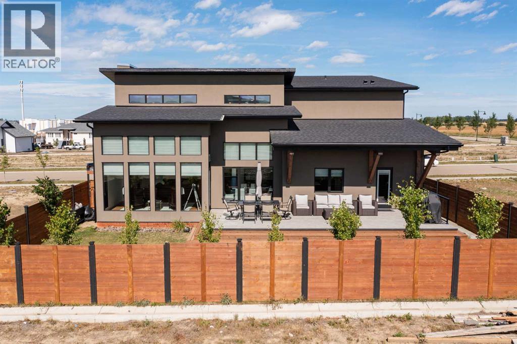 11 Tenhove Street, Red Deer, Alberta  T4P 0L1 - Photo 1 - A2267265