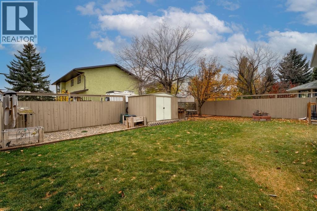 9 Hunters Mews, Okotoks, Alberta  T1S 1M2 - Photo 4 - A2265435