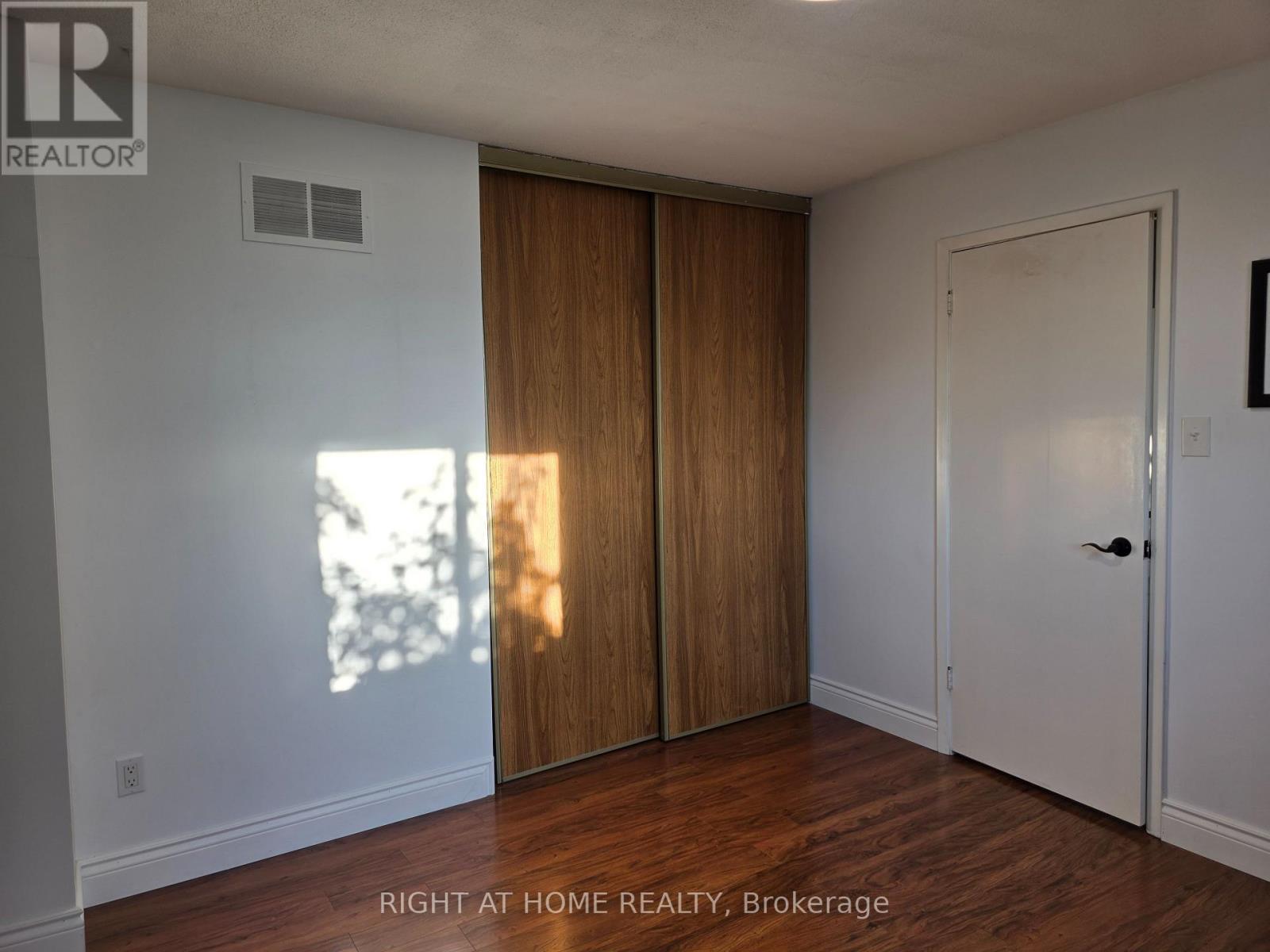 16 Portland Crescent, Newmarket, Ontario  L3Y 6A5 - Photo 14 - N12484831