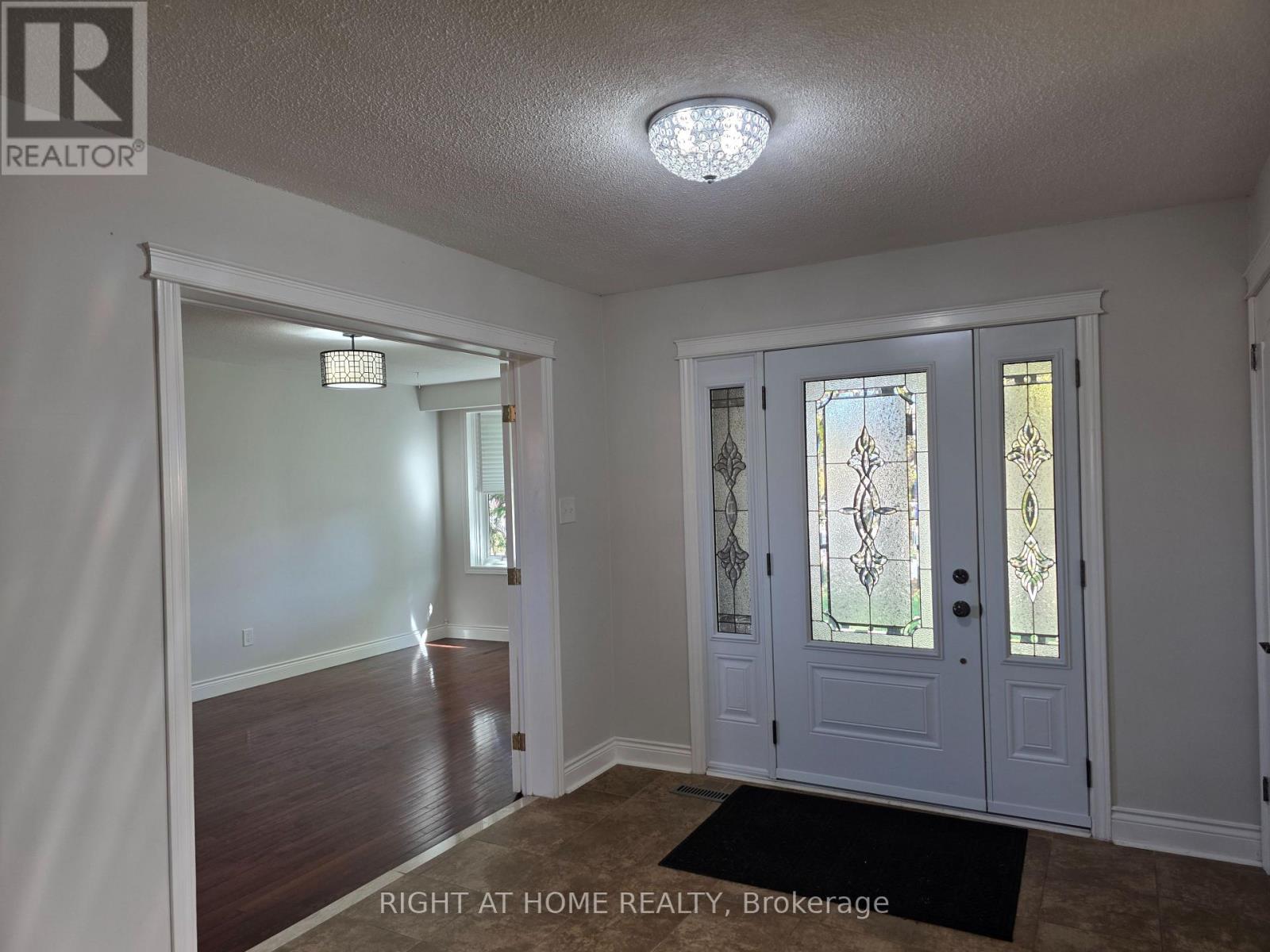 16 Portland Crescent, Newmarket, Ontario  L3Y 6A5 - Photo 18 - N12484831