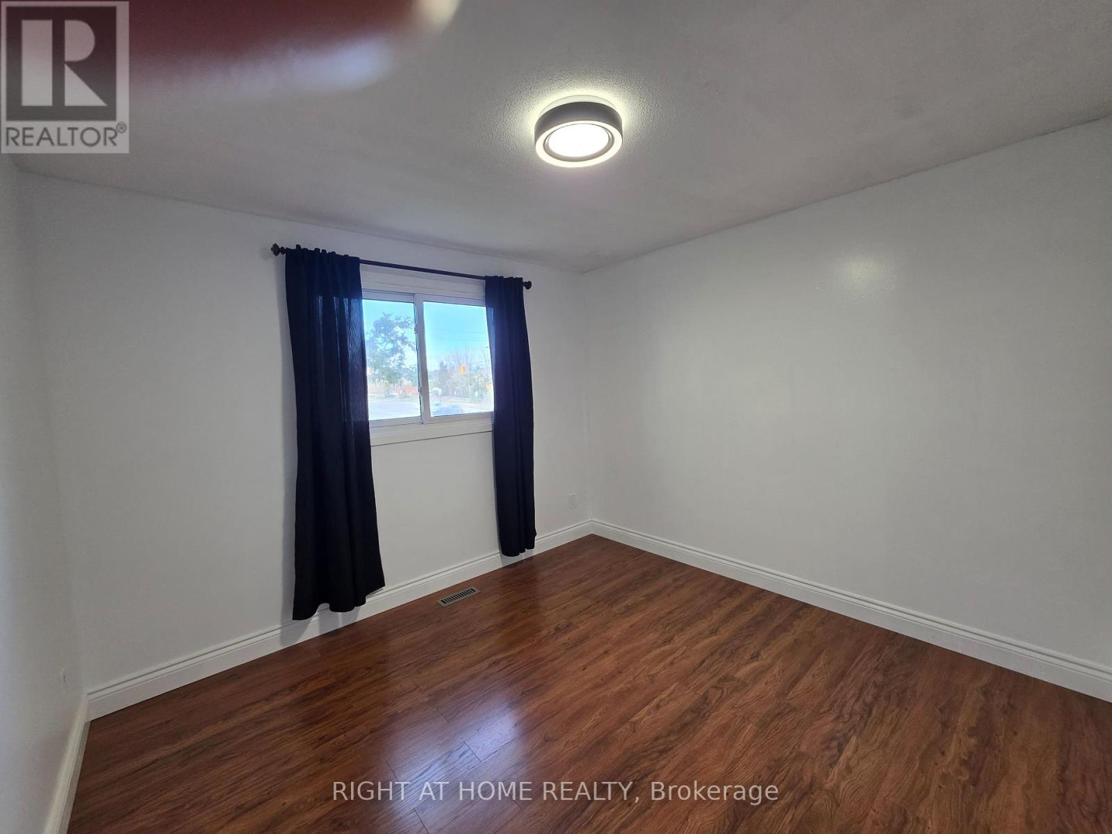 16 Portland Crescent, Newmarket, Ontario  L3Y 6A5 - Photo 16 - N12484831