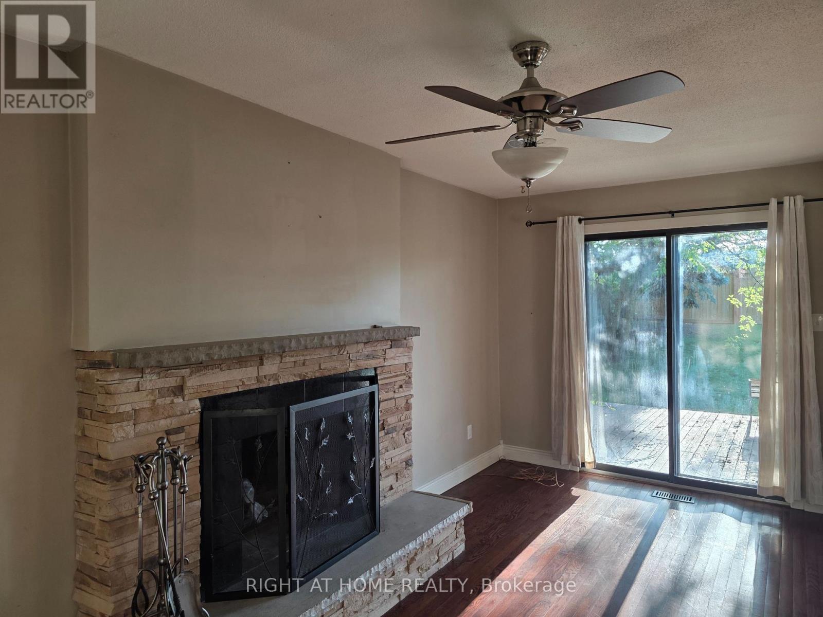 16 Portland Crescent, Newmarket, Ontario  L3Y 6A5 - Photo 7 - N12484831