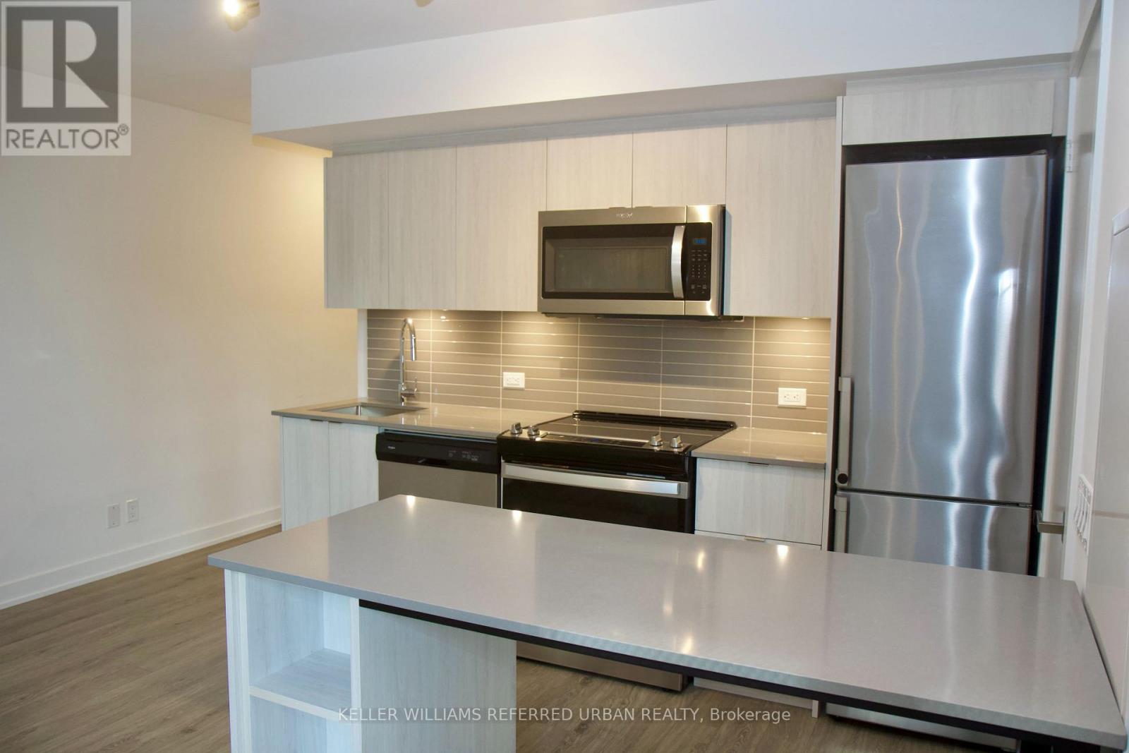 730 - 30 Tretti Way, Toronto, Ontario  M3H 0E3 - Photo 8 - C12486918