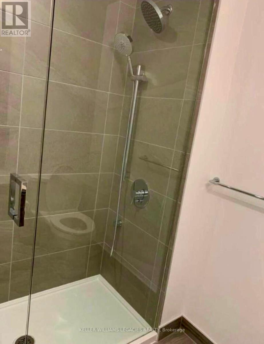 1107 - 5 Buttermill Avenue, Vaughan, Ontario  L4K 0J5 - Photo 13 - N12486916