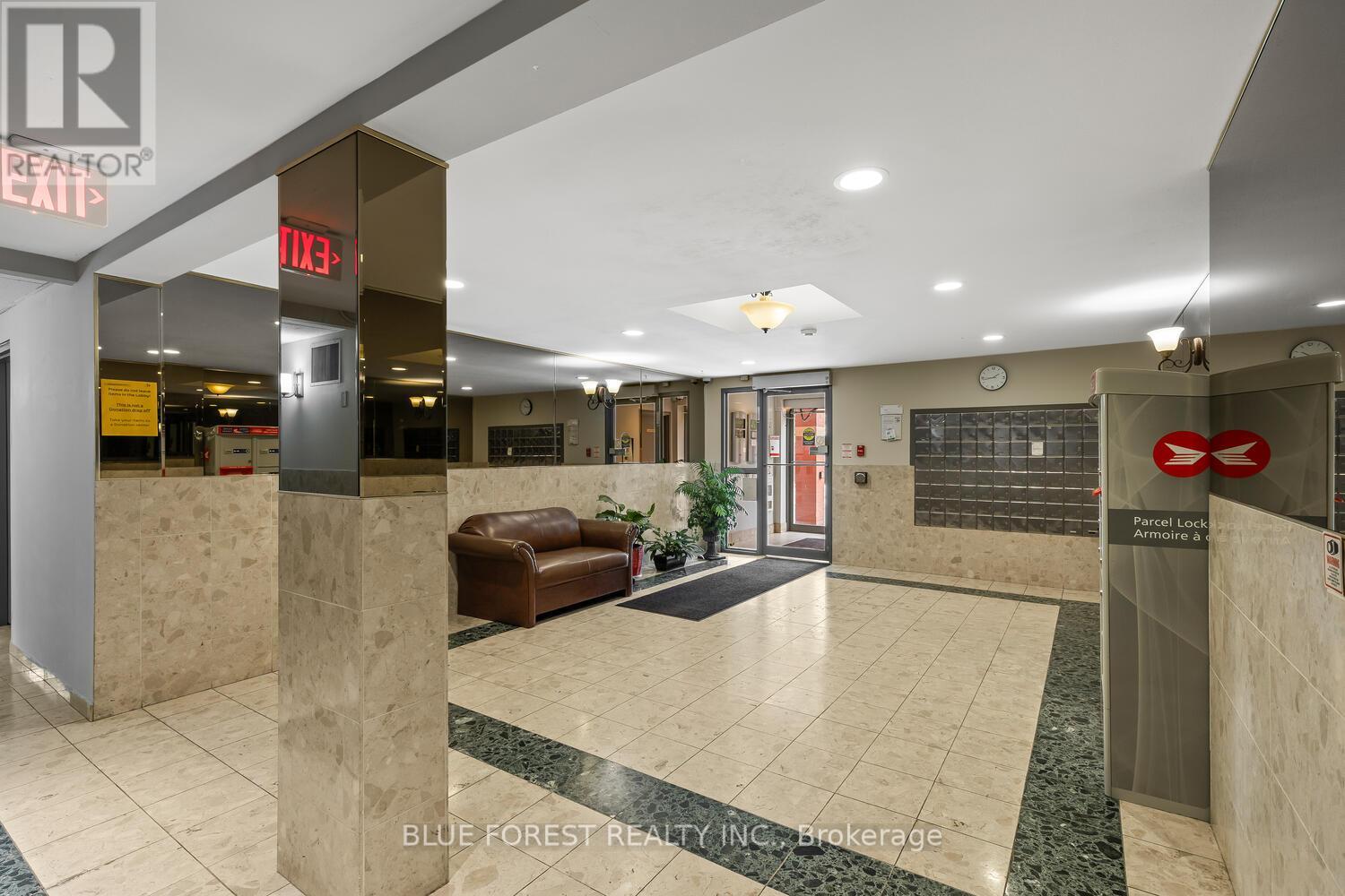 301 - 76 Base Line Road W, London South, Ontario  N6J 4Y7 - Photo 5 - X12486941