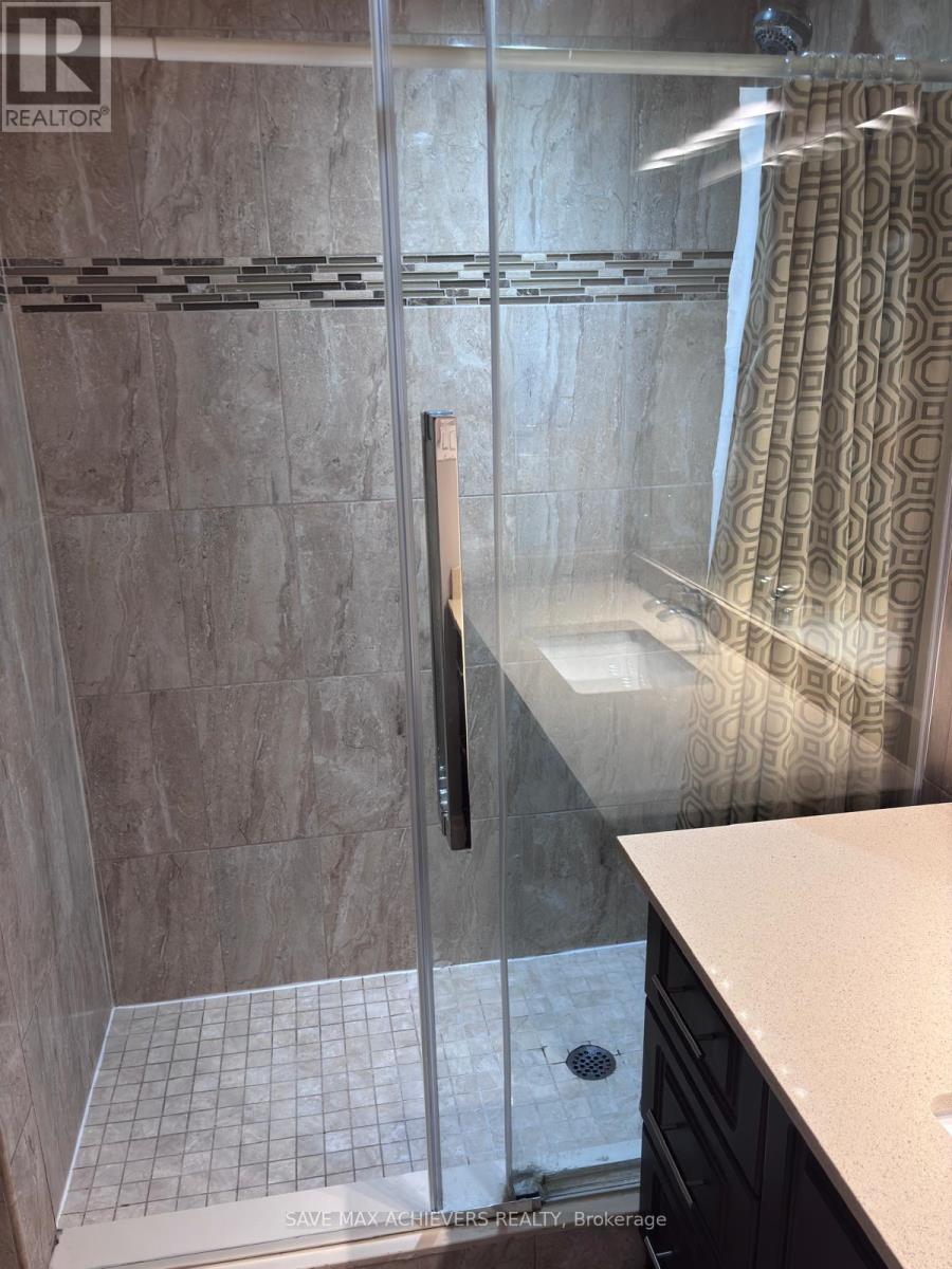 18 Interlude Drive, Brampton, Ontario  L6X 3B1 - Photo 16 - W12486930