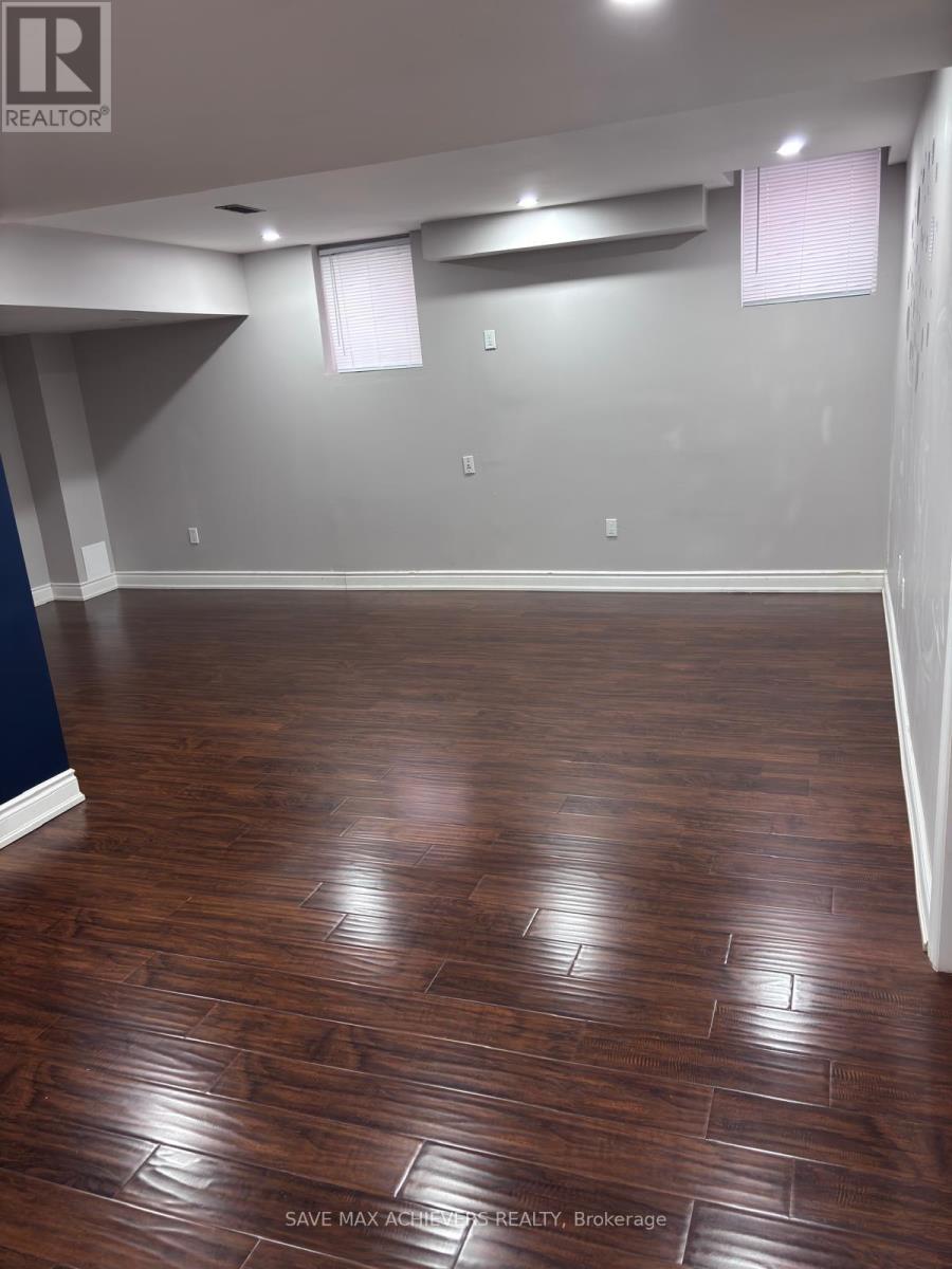 18 Interlude Drive, Brampton, Ontario  L6X 3B1 - Photo 7 - W12486930