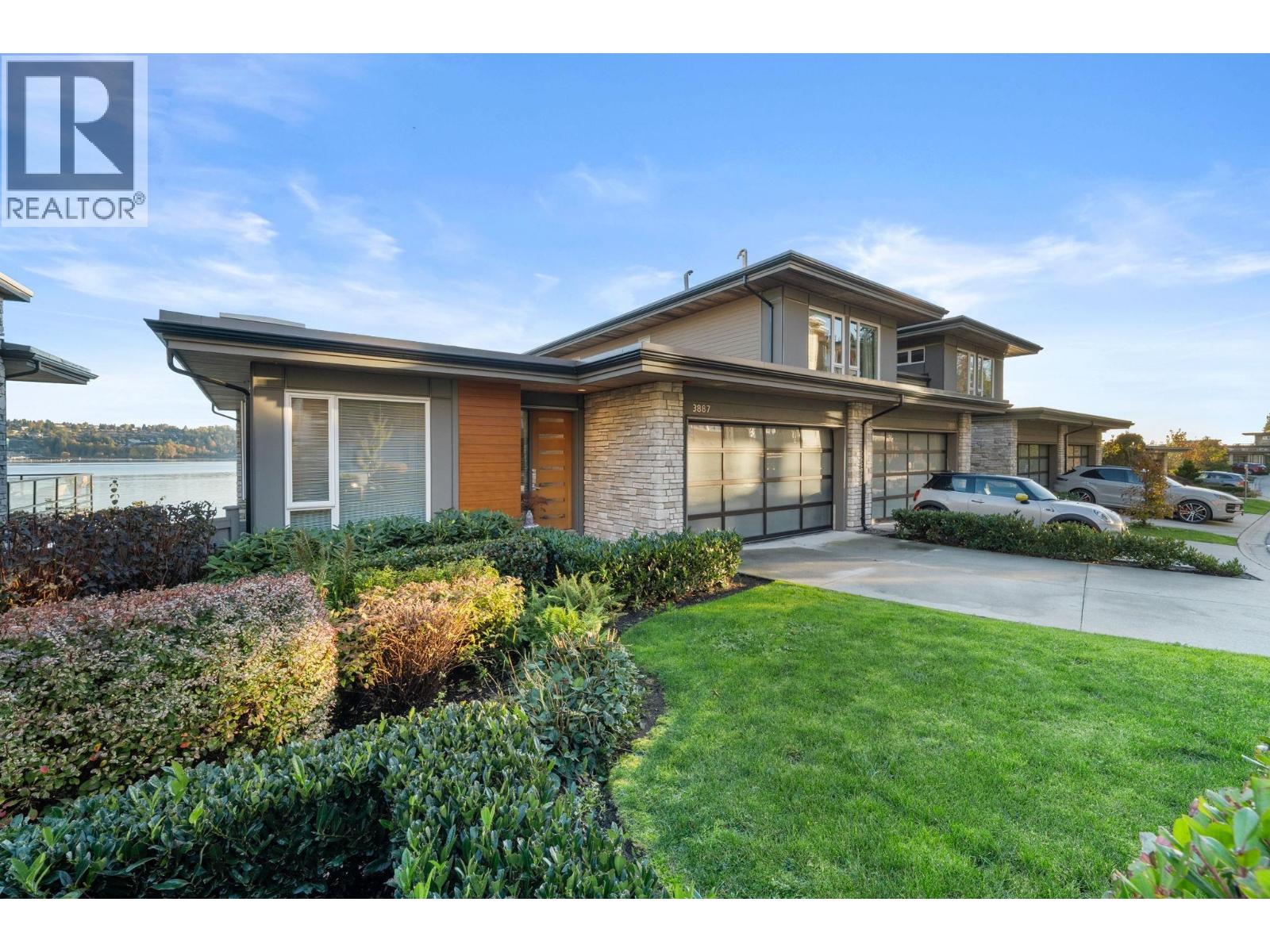 3887 CATES LANDING WAY, North Vancouver, British Columbia