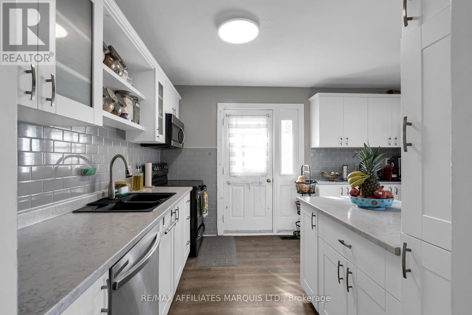 403 Susan Avenue, Cornwall, Ontario  K6J 2E1 - Photo 6 - X12486935