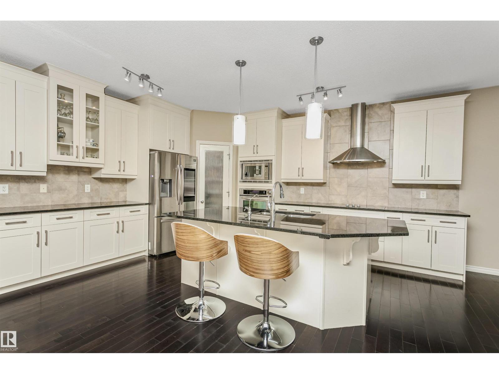 1007 173 St Sw, Edmonton, Alberta  T6W 1Z5 - Photo 2 - E4463854