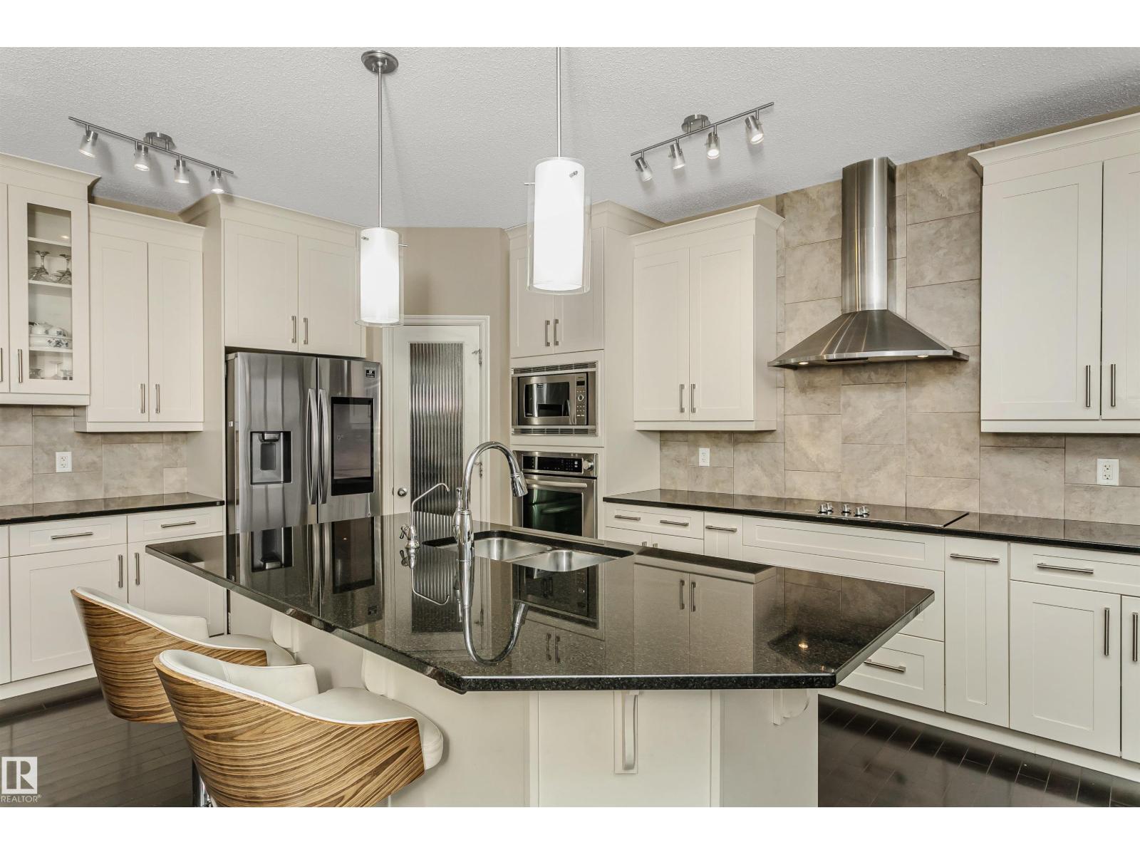 1007 173 St Sw, Edmonton, Alberta  T6W 1Z5 - Photo 3 - E4463854