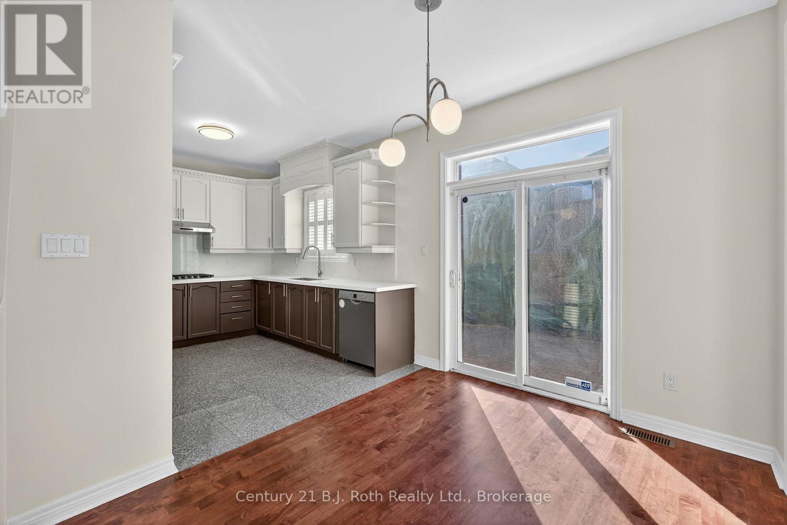 94 Destino Crescent, Vaughan, Ontario  L4H 3E1 - Photo 14 - N12451053