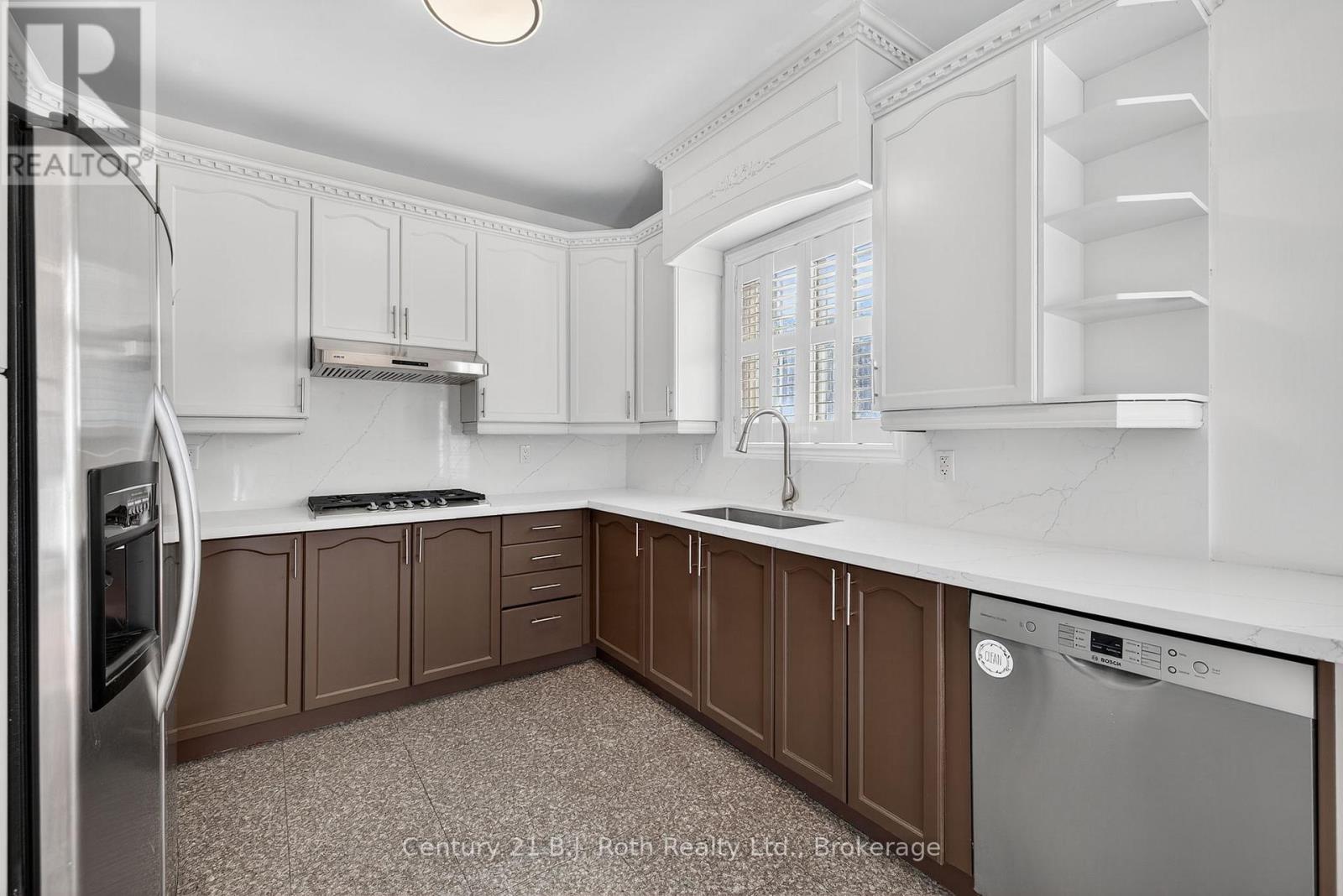 94 Destino Crescent, Vaughan, Ontario  L4H 3E1 - Photo 11 - N12451053