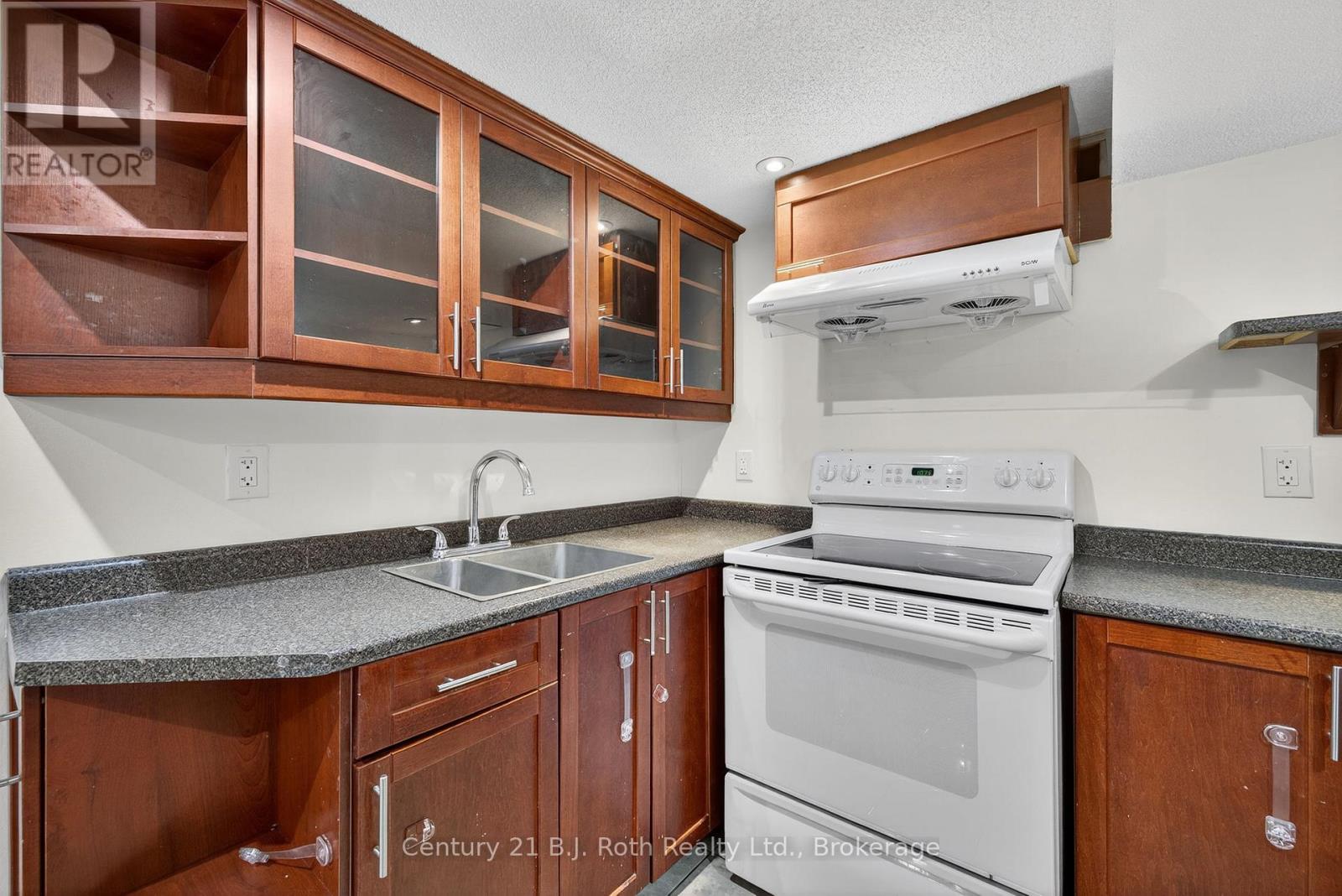 94 Destino Crescent, Vaughan, Ontario  L4H 3E1 - Photo 32 - N12451053