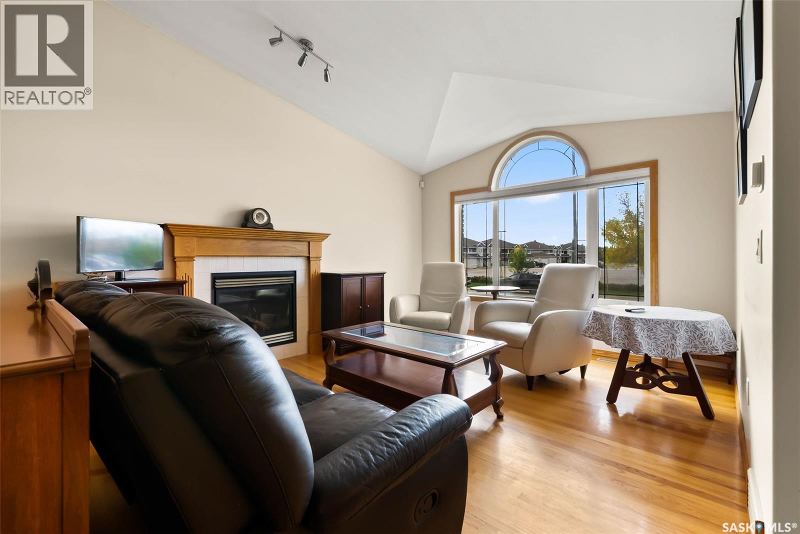 3086 Cranbourn Crescent, Regina, Saskatchewan  S4V 3B3 - Photo 2 - SK019785