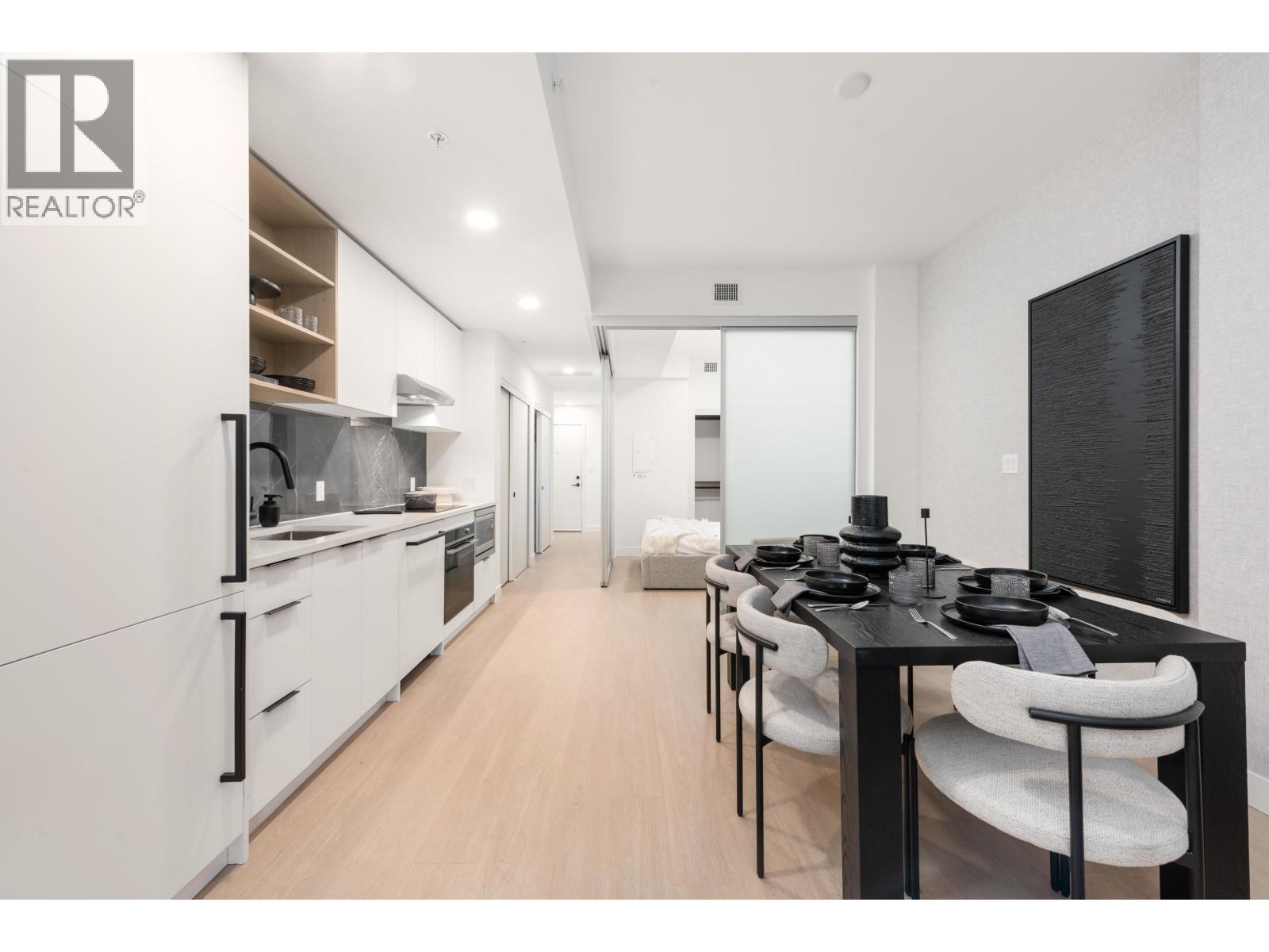 365 422 E 3rd Street, North Vancouver, British Columbia  V7L 0K1 - Photo 2 - R3062798