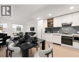 365 422 E 3RD STREET